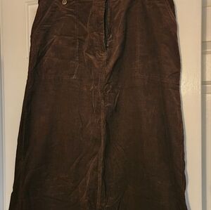 Mainstream blues corduroy skirt mint condition f don't zipper and button closure